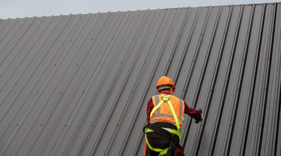 Professional residential roofers in Benton, IA